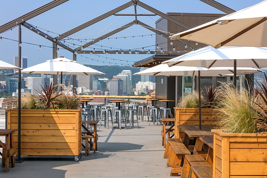 More Photos Of 1300 SE Stark St, Portland Loft Creative Space For Lease