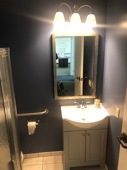 More Photos Of 895 E Yorba Linda Blvd, Placentia Office For Lease