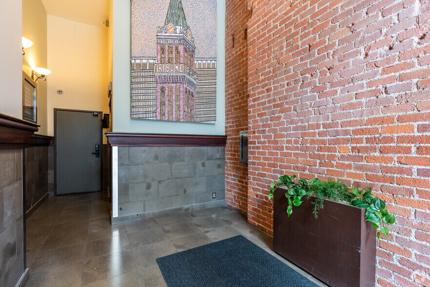 More Photos Of 414 13th St, Oakland Loft Creative Space For Lease