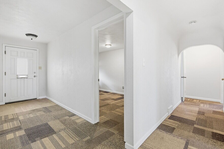 More Photos Of 1000 34th Ave, Greeley Freestanding For Sale