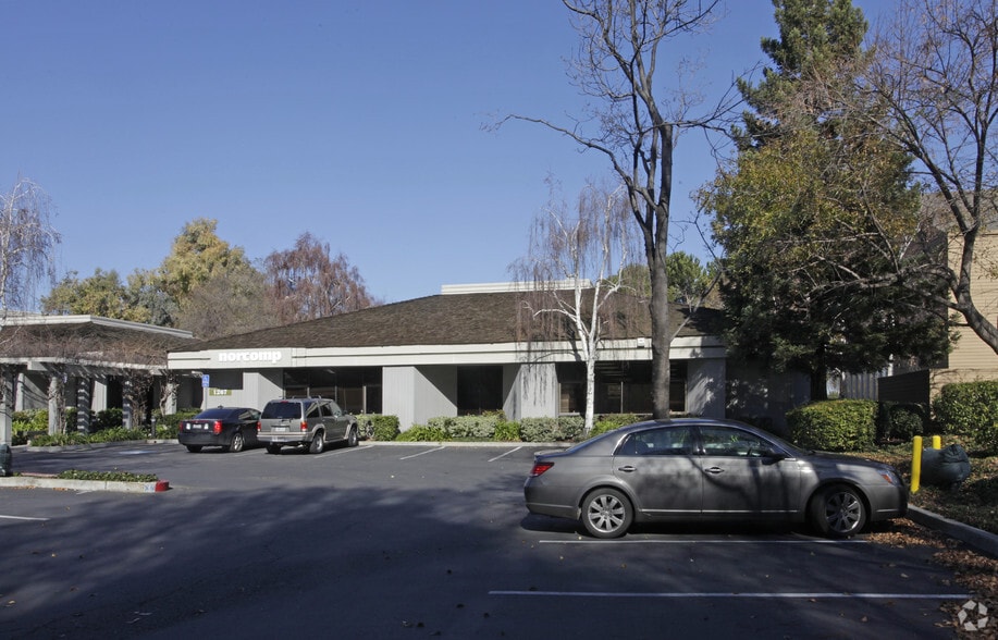 More Photos Of 1267 Oakmead Pky, Sunnyvale Office For Lease