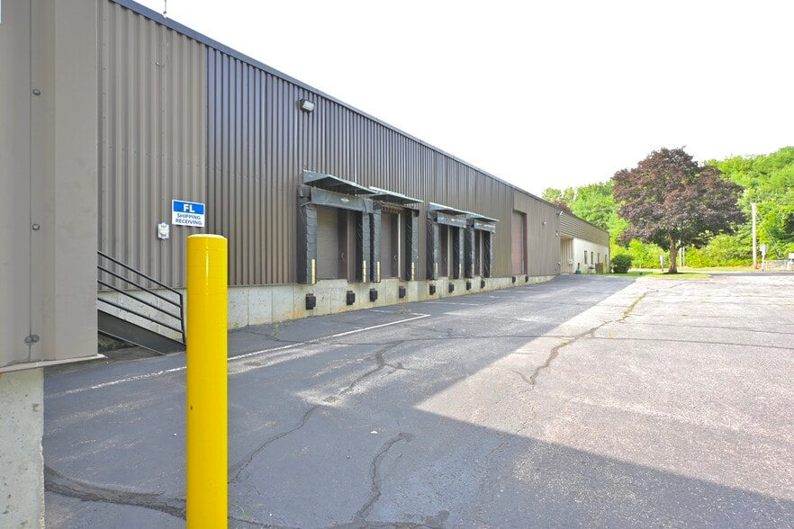 More Photos Of 200 Tilton Rd, Northfield Distribution For Lease