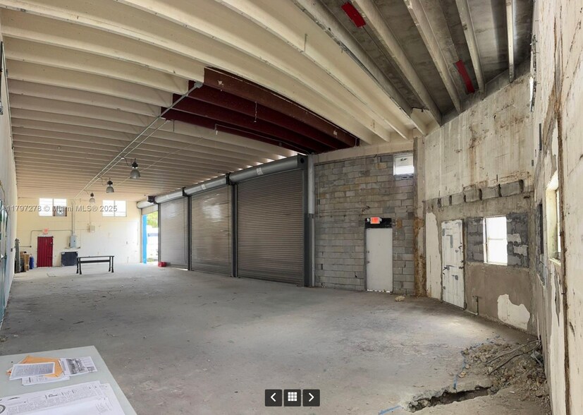 More Photos Of 748 NW 24th St, Miami Warehouse For Sale
