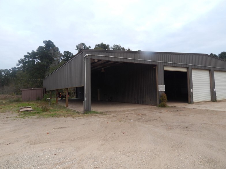 More Photos Of 682 FM 2021, Lufkin Warehouse For Sale