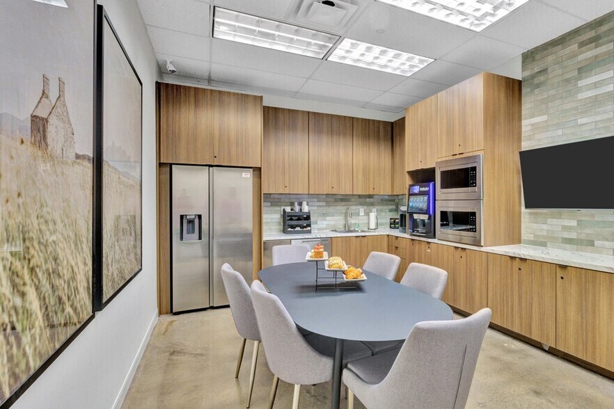 More Photos Of 2591 N Dallas Pky, Frisco Coworking Space