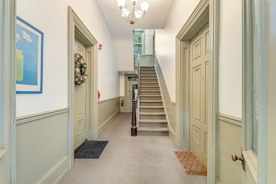 More Photos Of 1531 Green St, Philadelphia Apartments For Sale