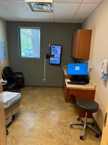 More Photos Of 1425 Vista Ln, Carson City Medical For Sale