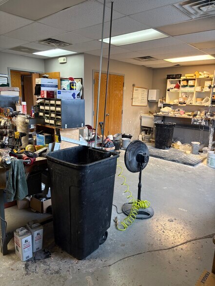 More Photos Of 404 Rushing Dr, Herrin Medical For Sale