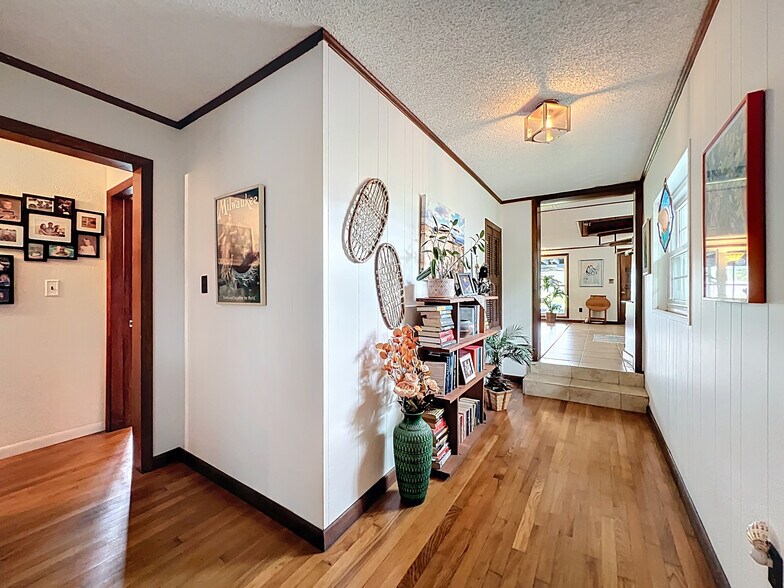 More Photos Of 7001 W Jones Ave, Mount Dora Airplane Hangar For Sale