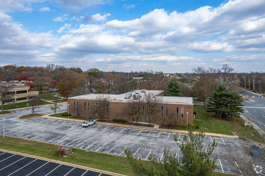 Primary Photo Of 254 Chapman Rd, Newark Office For Lease