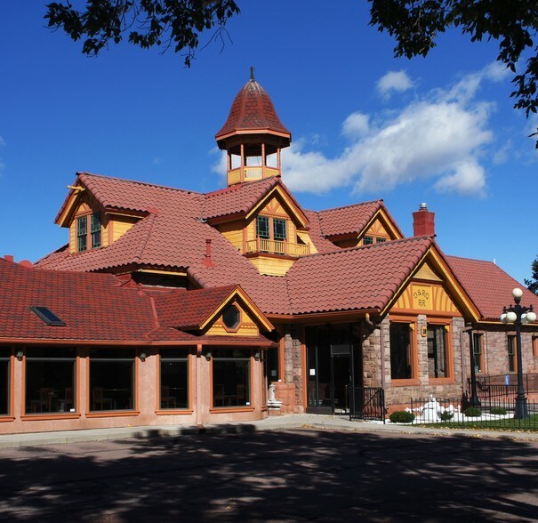 More Photos Of 10-50 S Sierra Madre St, Colorado Springs Freestanding For Lease
