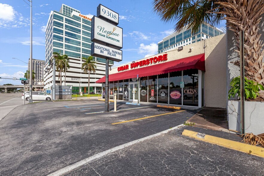 More Photos Of 9308 S Dixie Hwy, Miami Freestanding For Sale