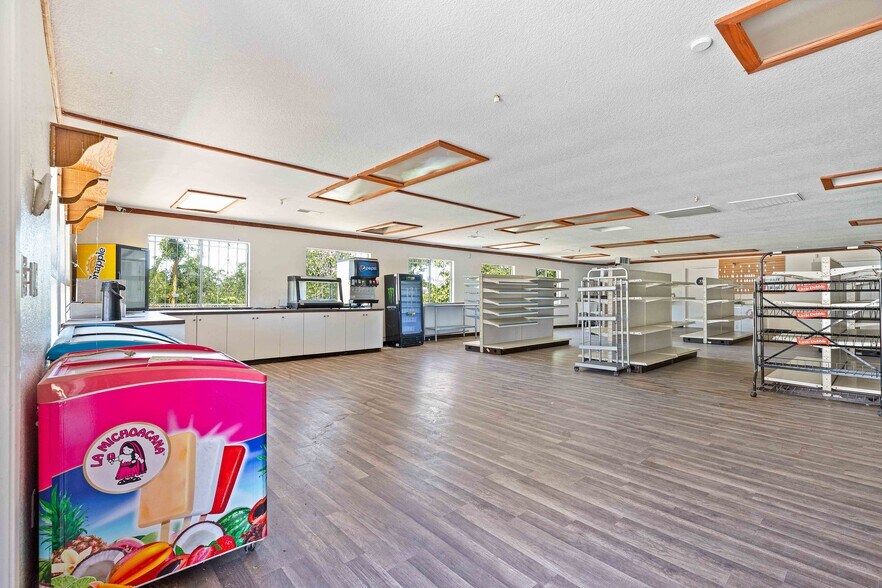 More Photos Of 30025 Yosemite Blvd, La Grange General Retail For Sale