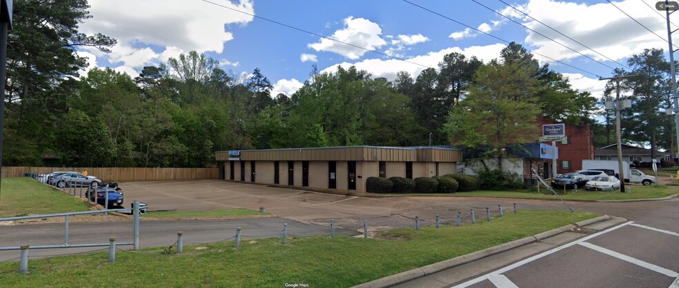 Primary Photo Of 5454 N I 55, Jackson Office For Sale