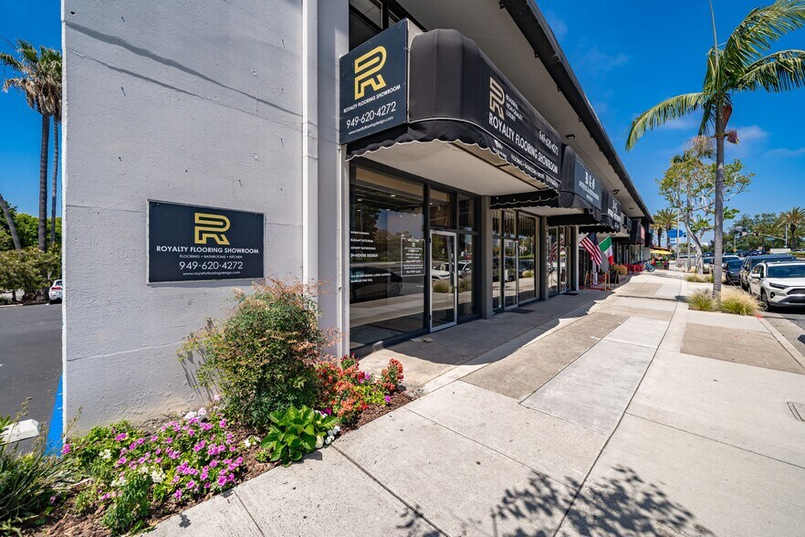 More Photos Of 2515 E Coast Hwy, Corona Del Mar Storefront Retail Office For Sale