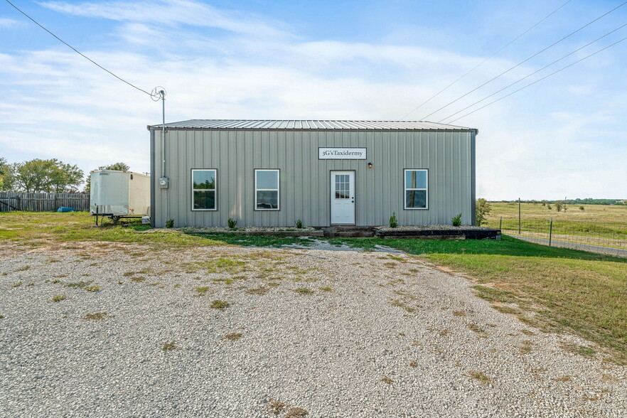 More Photos Of 1321 N FM 56, Glen Rose Trailer Camper Park For Sale