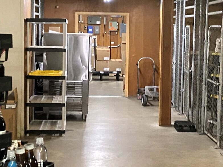 More Photos Of 2400 S Business 45, Corsicana Industrial For Sale