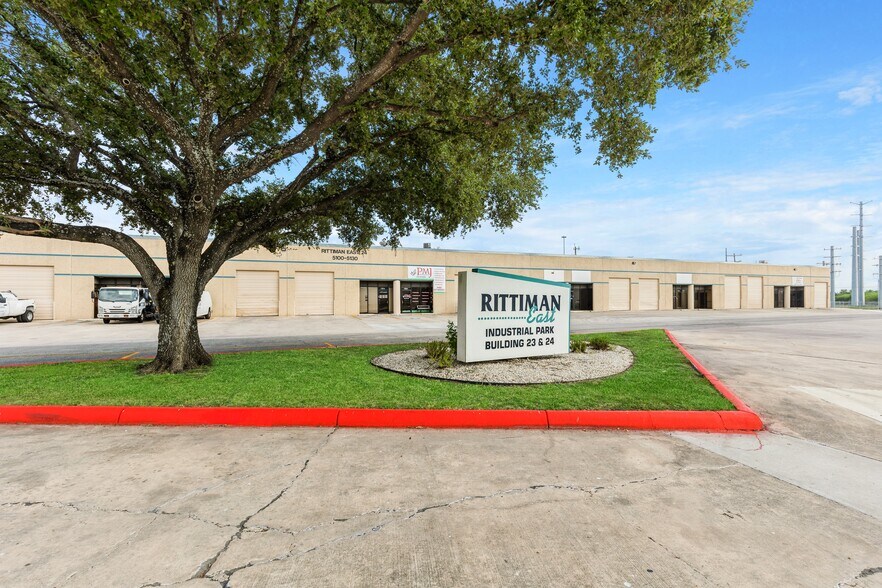 More Photos Of 5008-5030 Service Center Dr, San Antonio Unknown For Lease