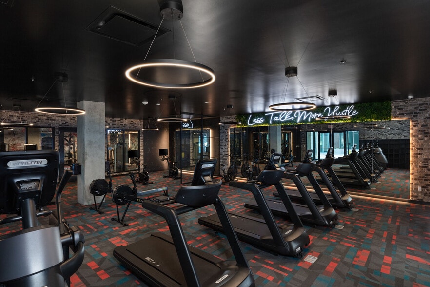 More Photos Of 126 N Rollins Rd, Millbrae Apartments For Lease