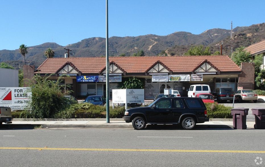 More Photos Of 3210-3216 Honolulu Ave, Glendale Office For Lease