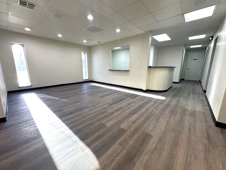 More Photos Of 2812-2816 W Hefner Rd, Oklahoma City Office For Lease