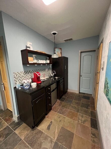 More Photos Of 4311 Belmont Ave, Dallas Storefront Retail Residential For Lease