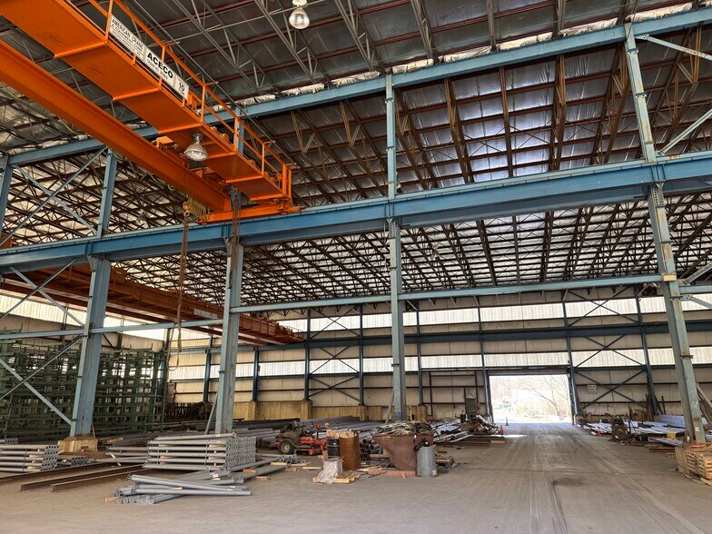 More Photos Of 364 Cherry St, Slatington Warehouse For Sale