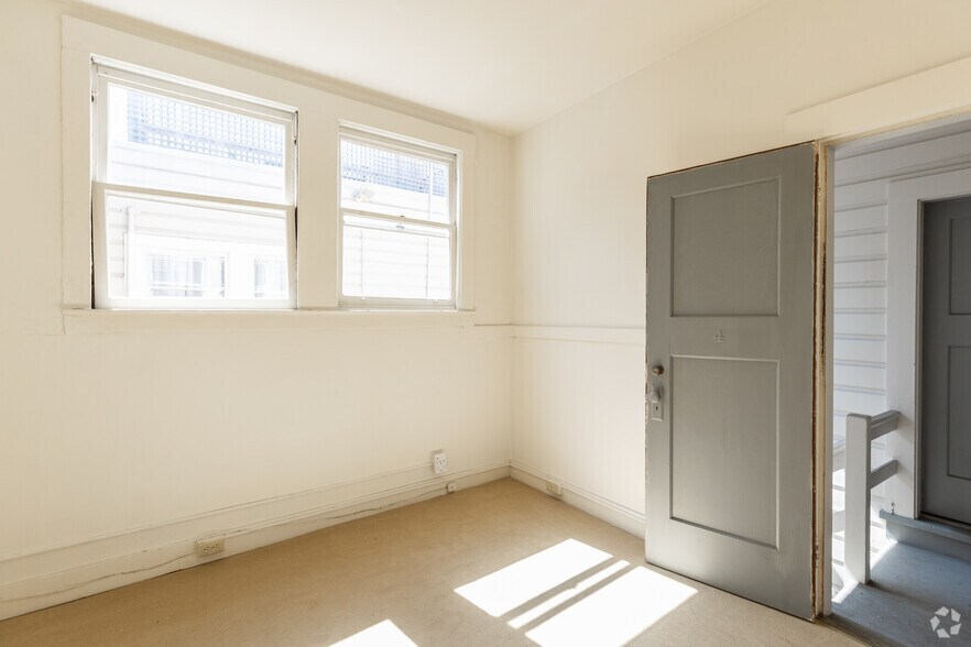 More Photos Of 1945-1947 Divisadero St, San Francisco Medical For Sale