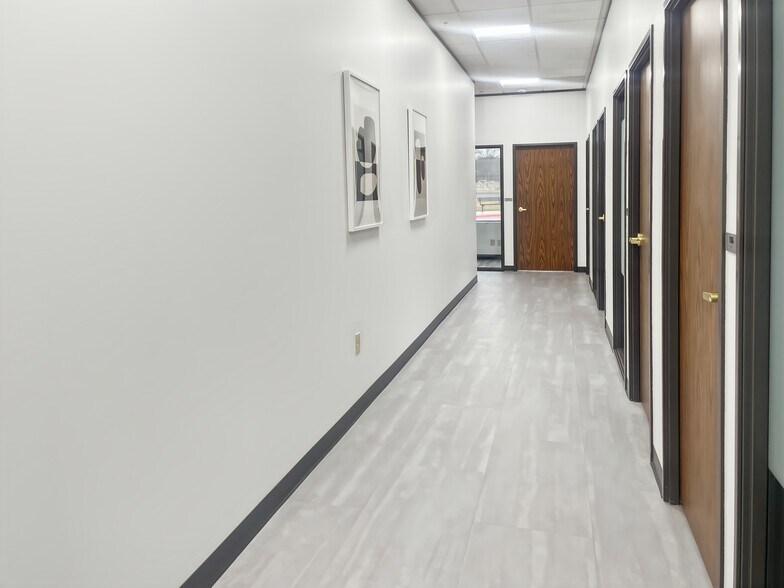 More Photos Of 505 E Huntland Dr, Austin Coworking Space