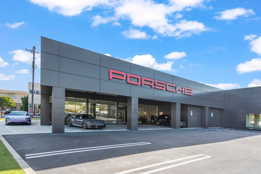 More Photos Of , Los Gatos General Retail For Sale