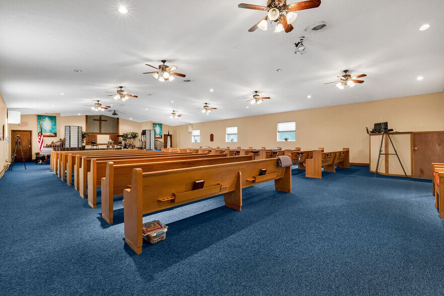 More Photos Of 9564 Hazelton-Etna SW Rd, Pataskala Religious Facility For Sale
