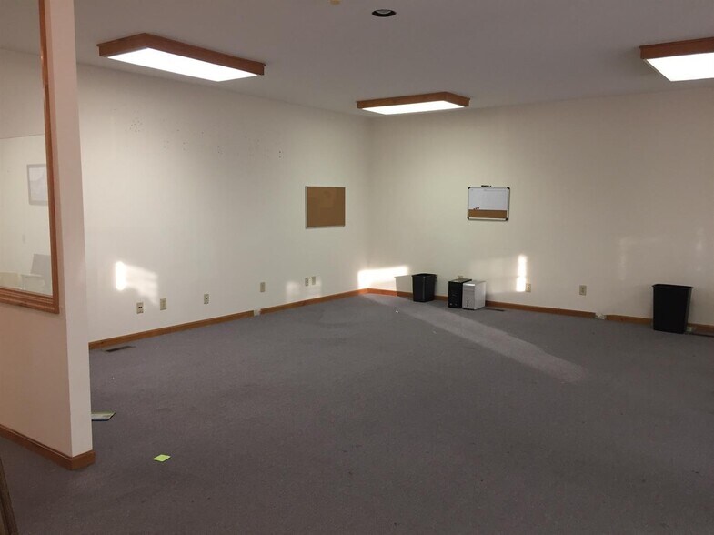 More Photos Of 6936-6948 Tylersville Rd, West Chester Medical For Lease