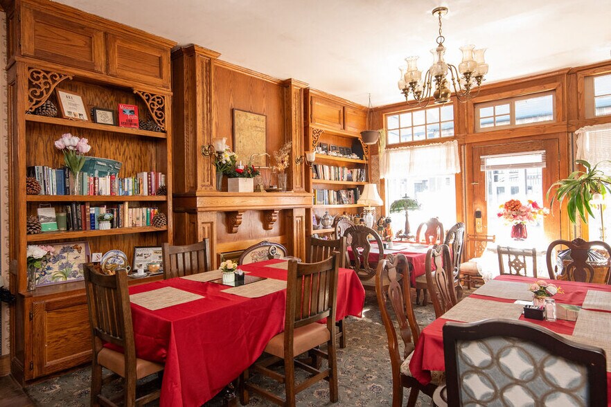 More Photos Of 18239 Main St, Jamestown Hotel For Sale