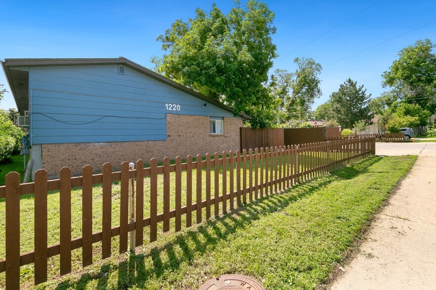 More Photos Of 1220 Allison St, Lakewood Apartments For Sale