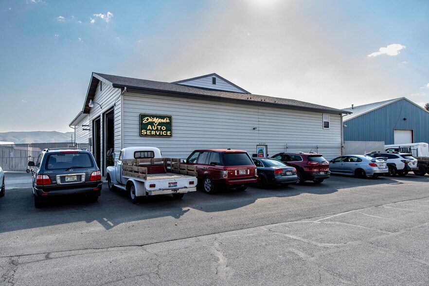 More Photos Of , Hailey Unknown For Sale