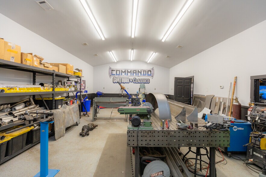 More Photos Of 1224 Dean Forest Rd, Savannah Warehouse For Lease