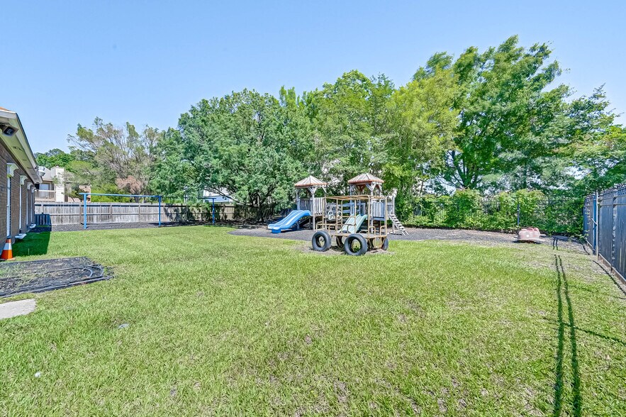 More Photos Of 2105 Cypress Landing Dr, Houston Daycare Center For Sale