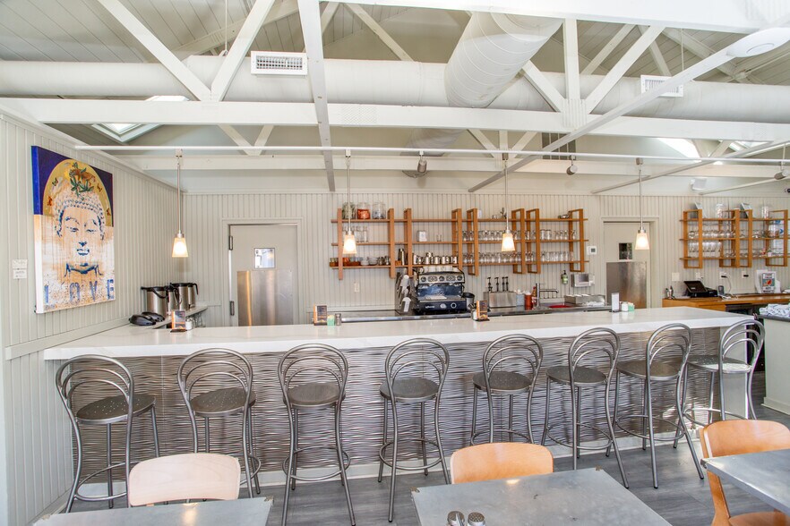 More Photos Of 236 N Union St, Lambertville Restaurant For Sale