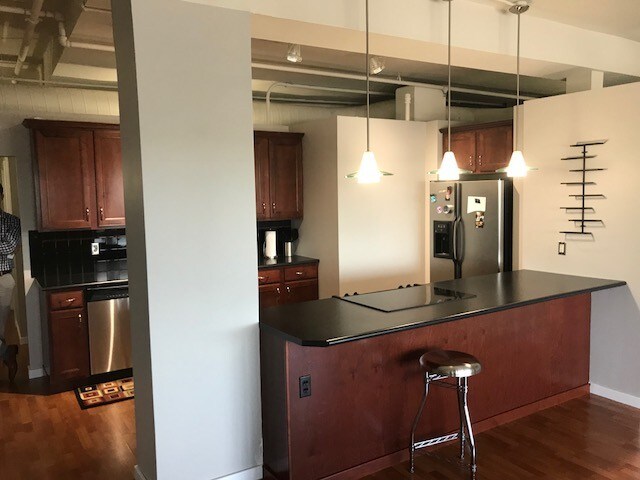 More Photos Of 125 S Kalamazoo Mall, Kalamazoo Apartments For Lease