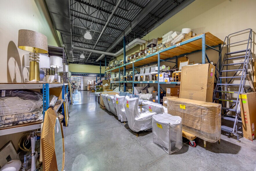 More Photos Of 5205 W 135th St, Leawood General Retail For Sale