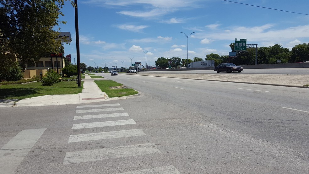 More Photos Of 711 N IH-35, San Marcos Land For Sale