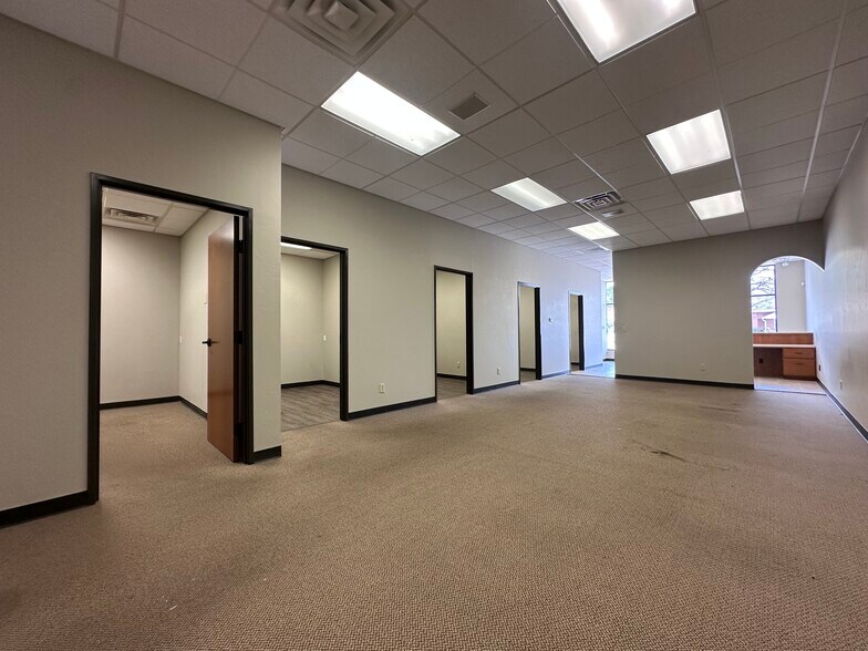 More Photos Of 360 24th Ave NW, Norman Storefront For Lease