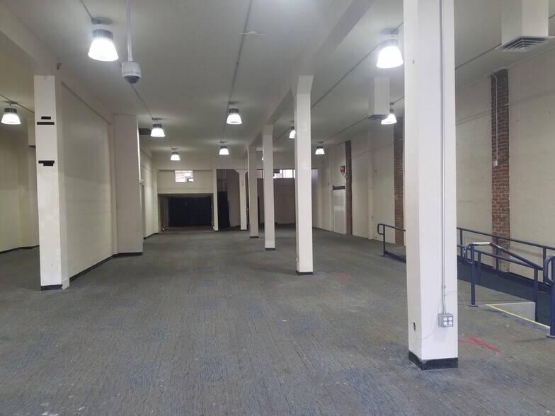 More Photos Of 2480 Bancroft Way, Berkeley Storefront For Lease