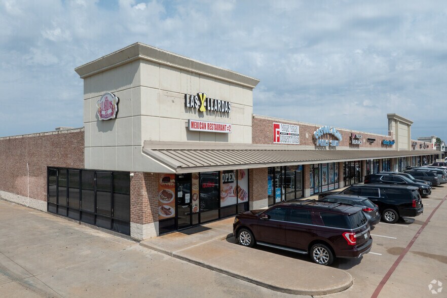 More Photos Of 3719 N Fry Rd, Katy Storefront Retail Office For Lease