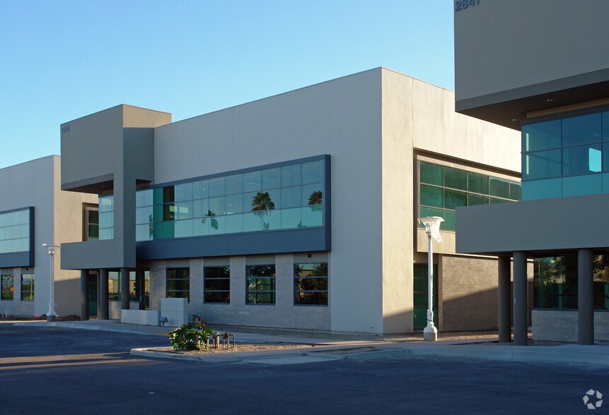 More Photos Of 2851 N Ventura Rd, Oxnard Office For Sale