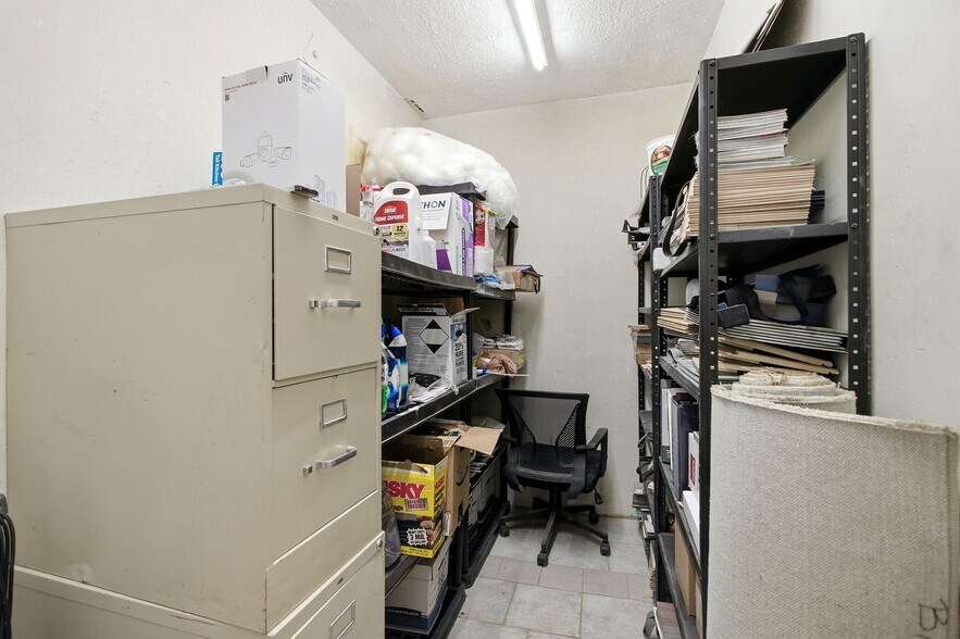 More Photos Of 1621 N Beck St, Salt Lake City Warehouse For Sale