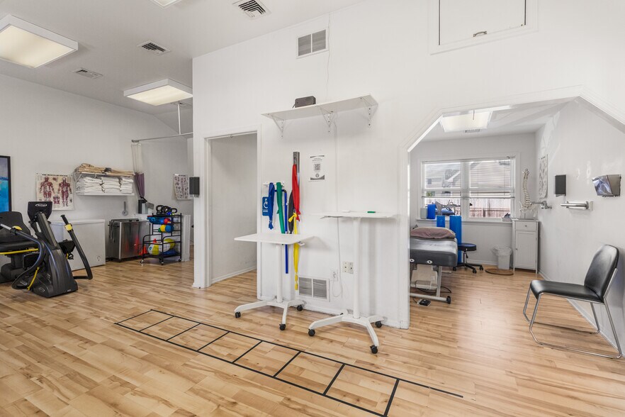 More Photos Of 2417 Bridge Ave, Point Pleasant Office For Sale