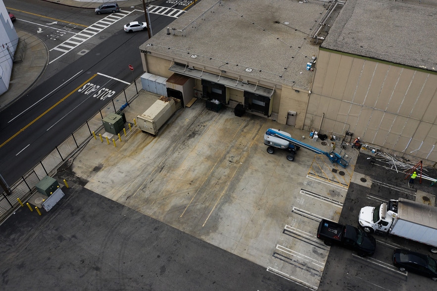 More Photos Of 3305 E Vernon Ave, Vernon Food Processing For Lease