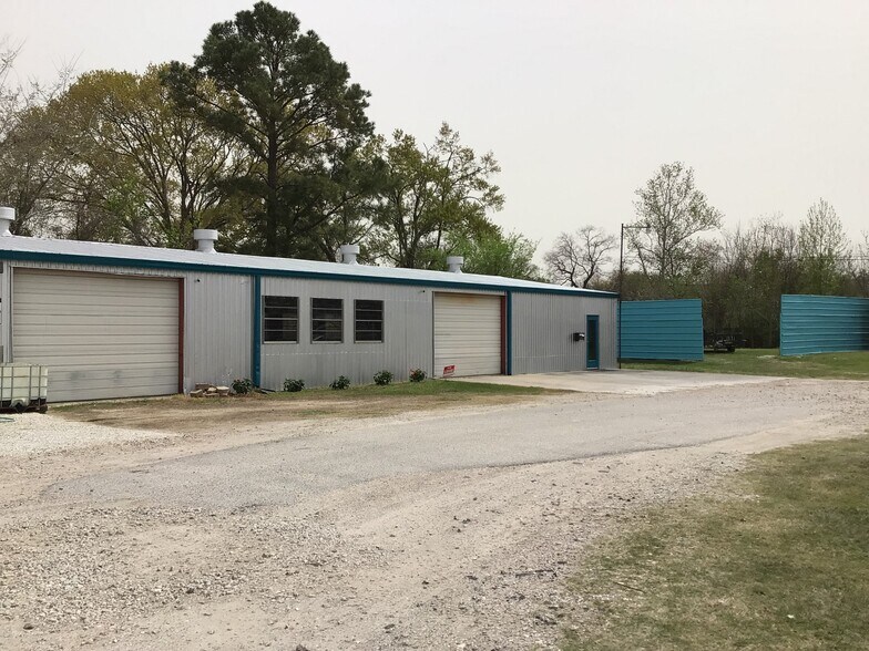More Photos Of 921 Lawrence Rd, Kemah Industrial For Sale
