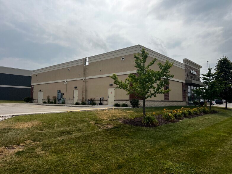 More Photos Of 3955 Dewey St, Manitowoc General Retail For Lease
